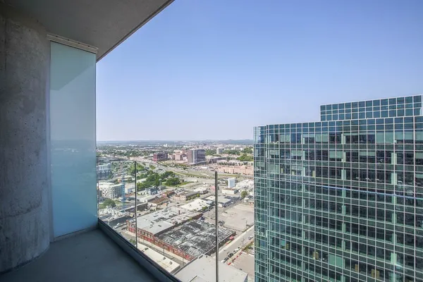 $5,850 | 1616 West End Avenue, Unit 2706, Nashville, TN 37203