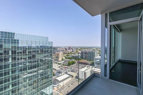 $5,850 | 1616 West End Avenue, Unit 2706, Nashville, TN 37203