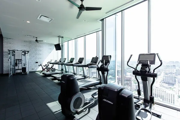 $5,850 | 1616 West End Avenue, Unit 2706, Nashville, TN 37203