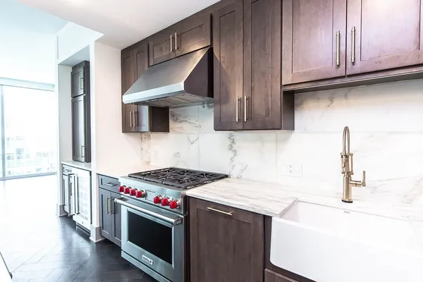 $5,850 | 1616 West End Avenue, Unit 2706, Nashville, TN 37203