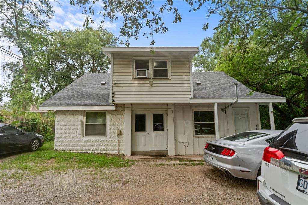 701 A B C Broad Street Warrensburg, MO 64093 - Photo 2 of 75