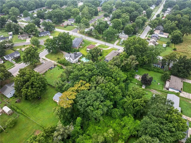 $235,000 | 701 A B C Broad Street, Warrensburg, MO 64093