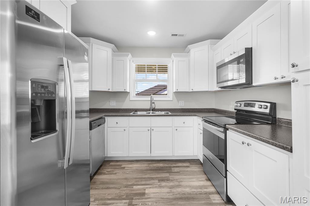 5294 Hubble Cove Jackson, MO 63755 - Photo 1 of 23