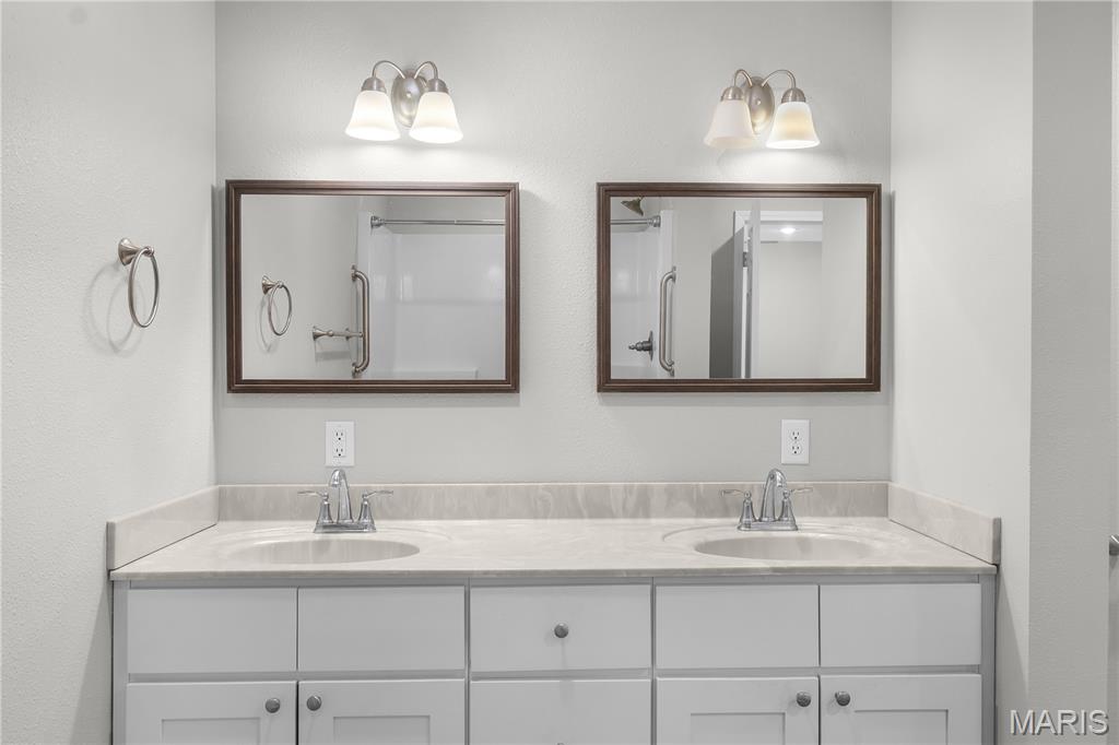 5294 Hubble Cove Jackson, MO 63755 - Photo 11 of 23