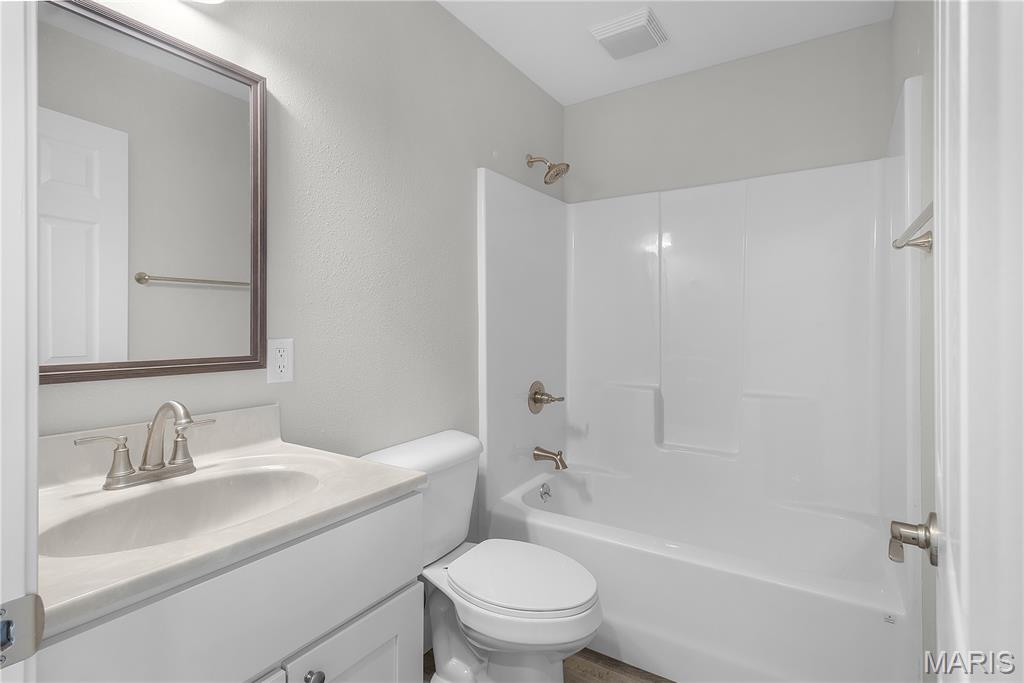 5294 Hubble Cove Jackson, MO 63755 - Photo 14 of 23