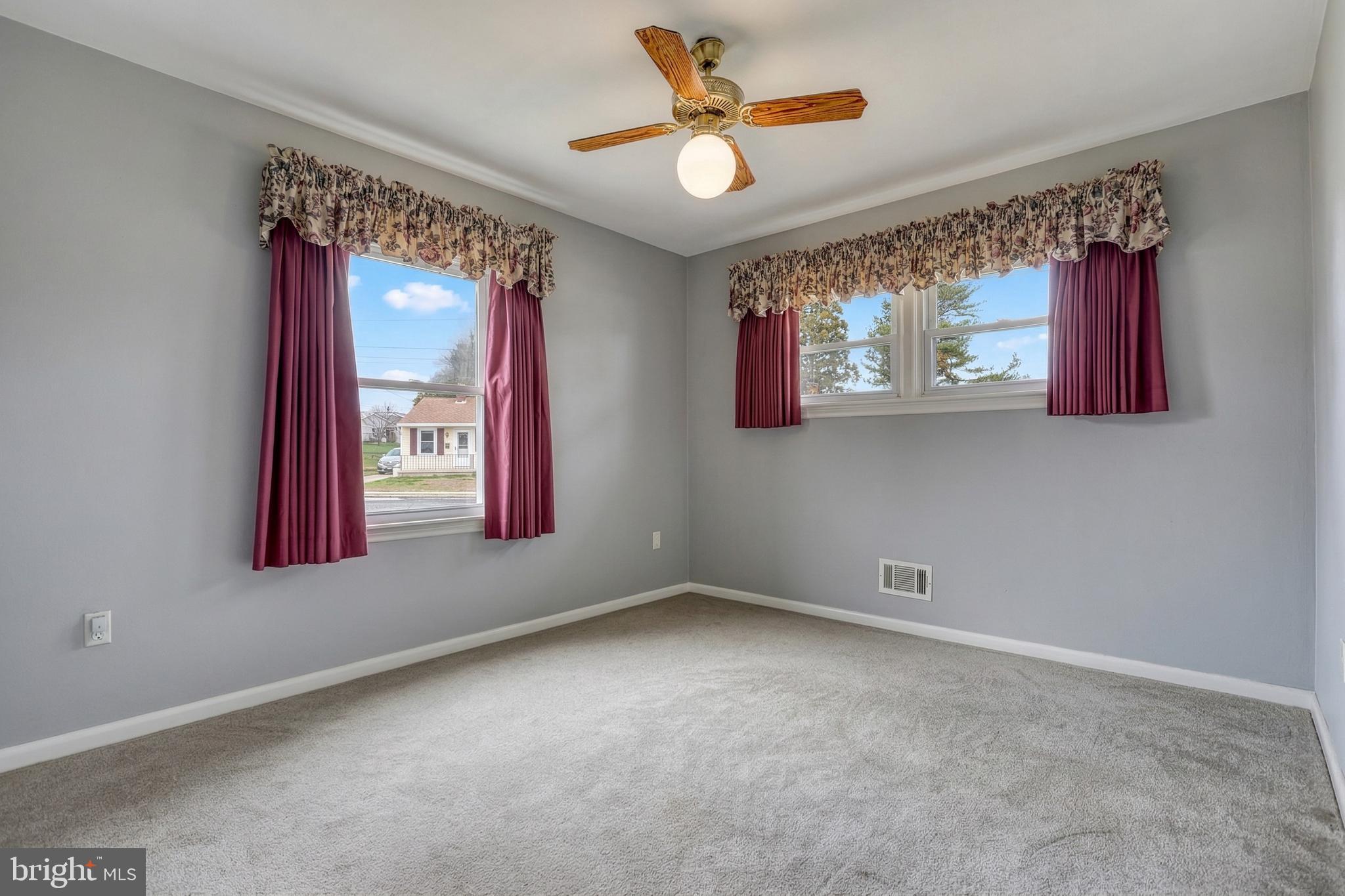 30 Lincoln Drive Hanover, PA 17331 - Photo 32 of 74 a view of an empty room with window and ceiling fan