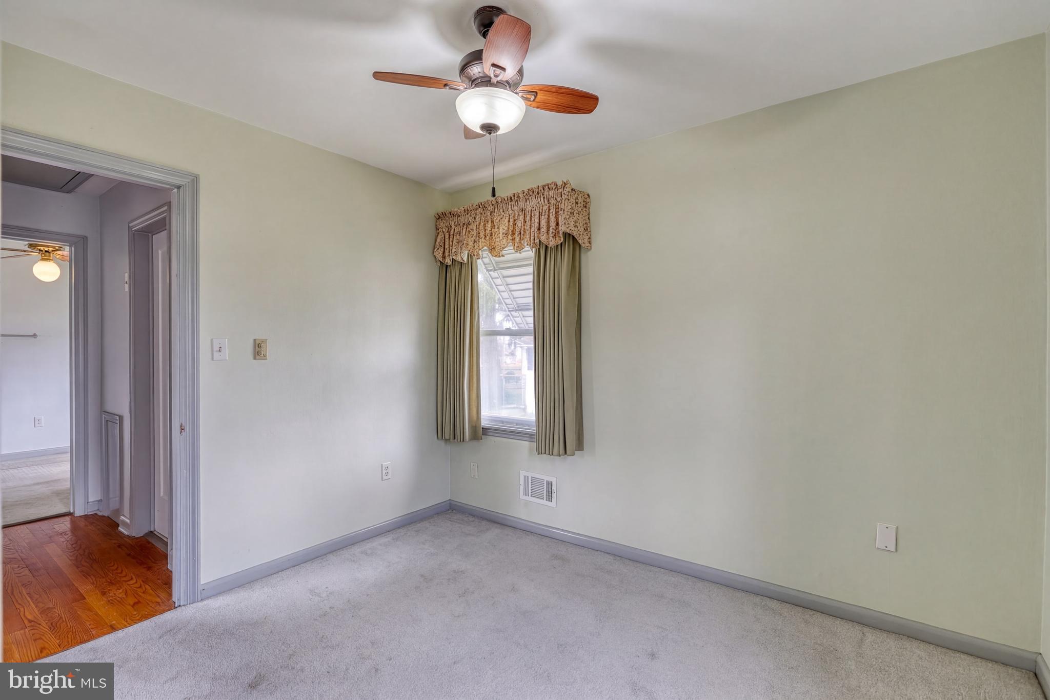 30 Lincoln Drive Hanover, PA 17331 - Photo 38 of 74