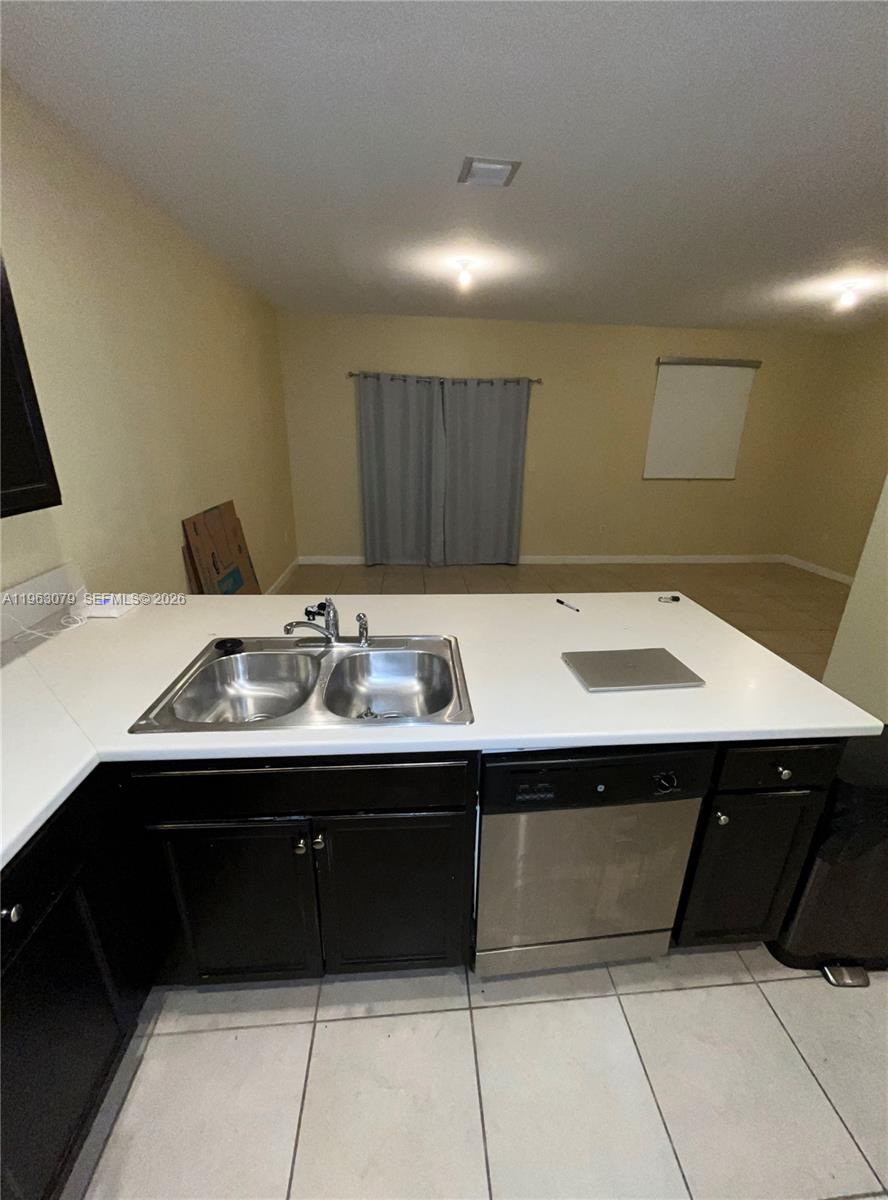 3405 Southeast 1st Street Homestead, FL 33033 - Photo 5 of 9