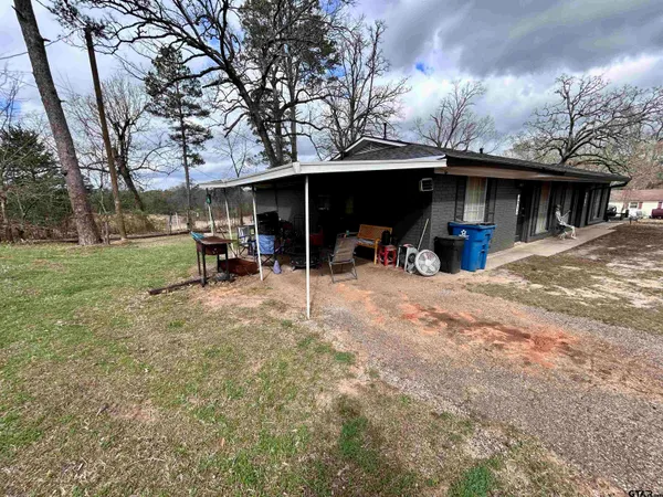 $225,000 | 401 South Sun Camp Road, White Oak, TX 75693