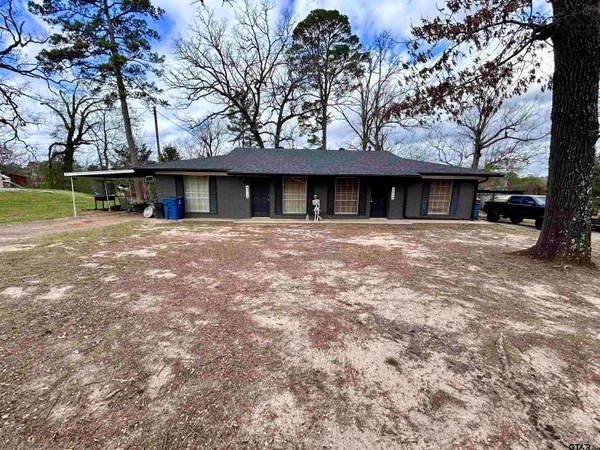 $225,000 | 401 South Sun Camp Road, White Oak, TX 75693