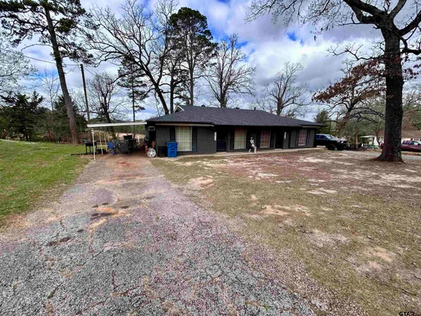 $225,000 | 401 South Sun Camp Road, White Oak, TX 75693