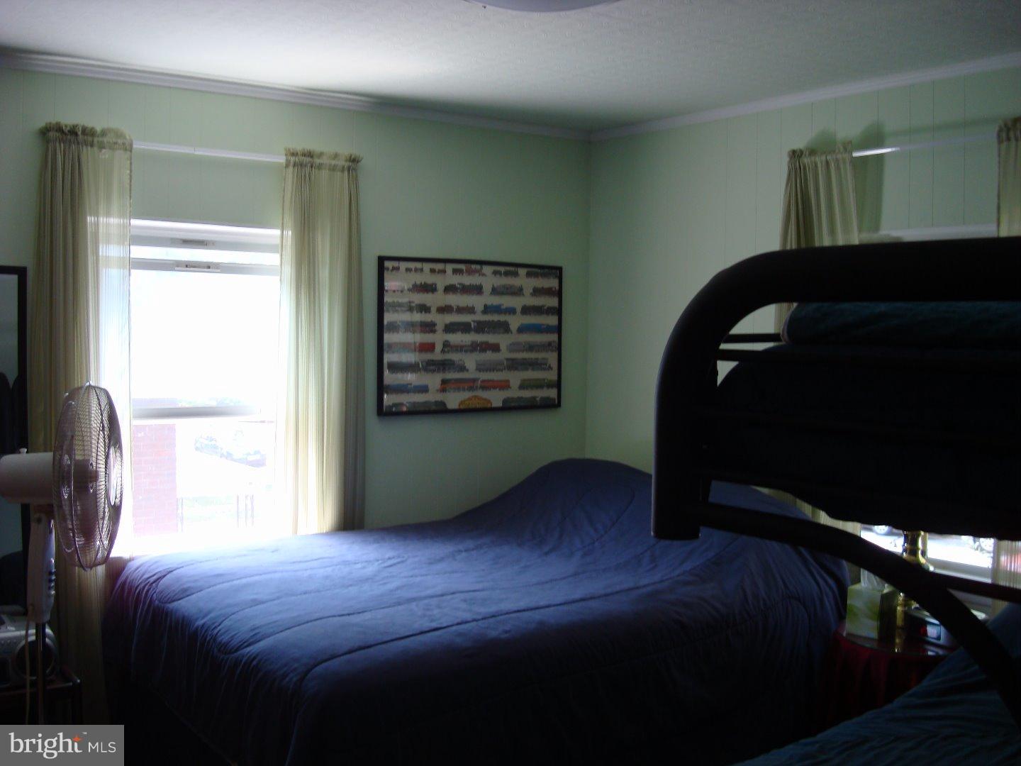 405 Sycamore Road West Reading, PA 19611 - Photo 4 of 11