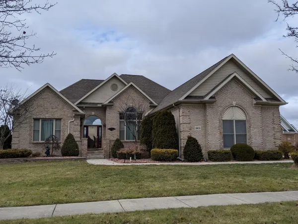 $600,000 | 8187 Hunters Ridge Drive, Newport, MI 48166