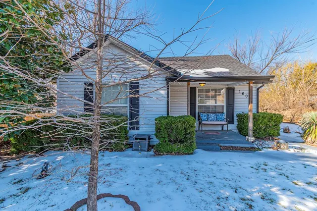 $290,000 | 1605 Franklin Street, Weatherford, TX 76086