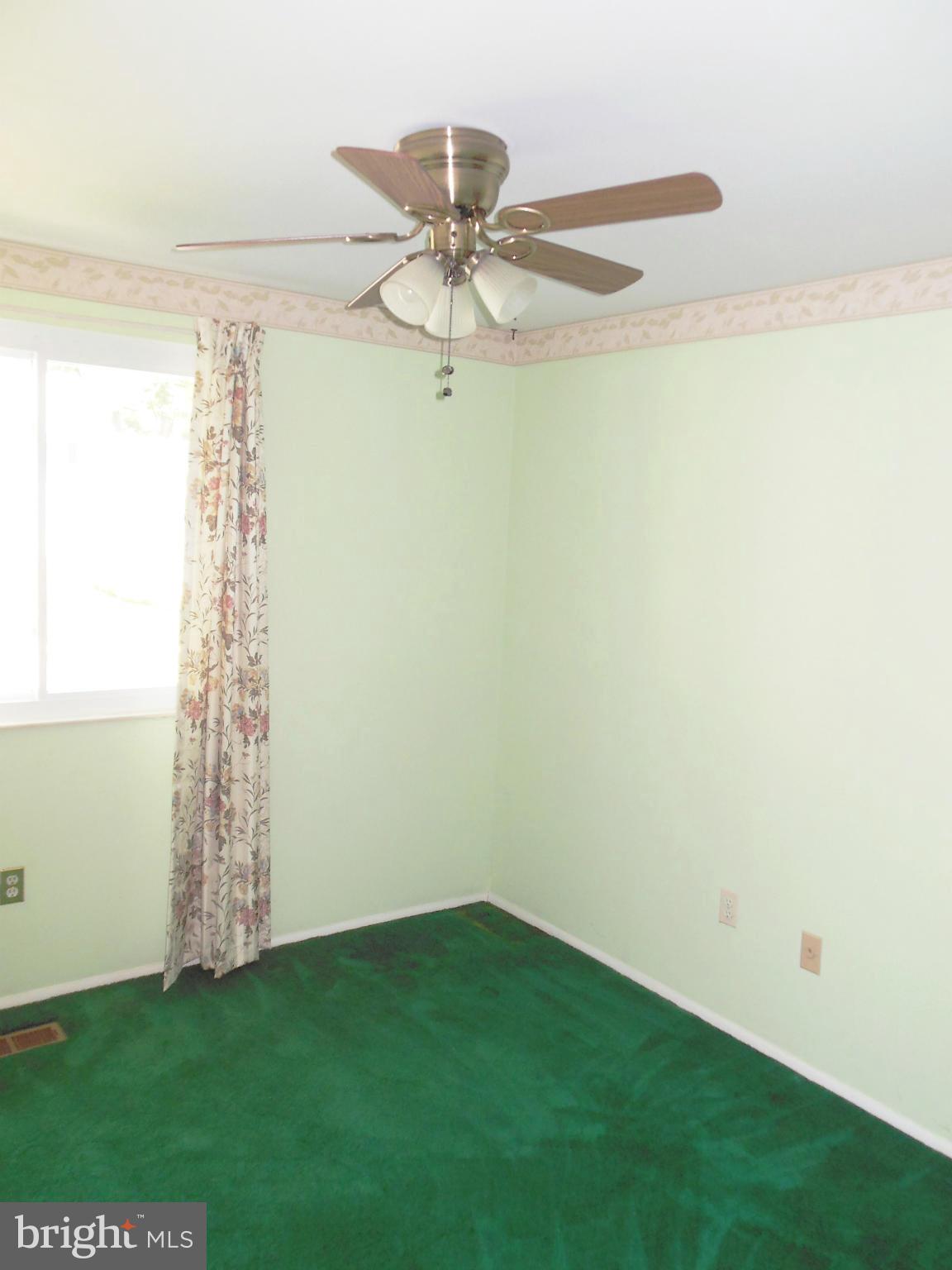 8611 Cottington Road Baltimore, MD 21236 - Photo 11 of 30 View