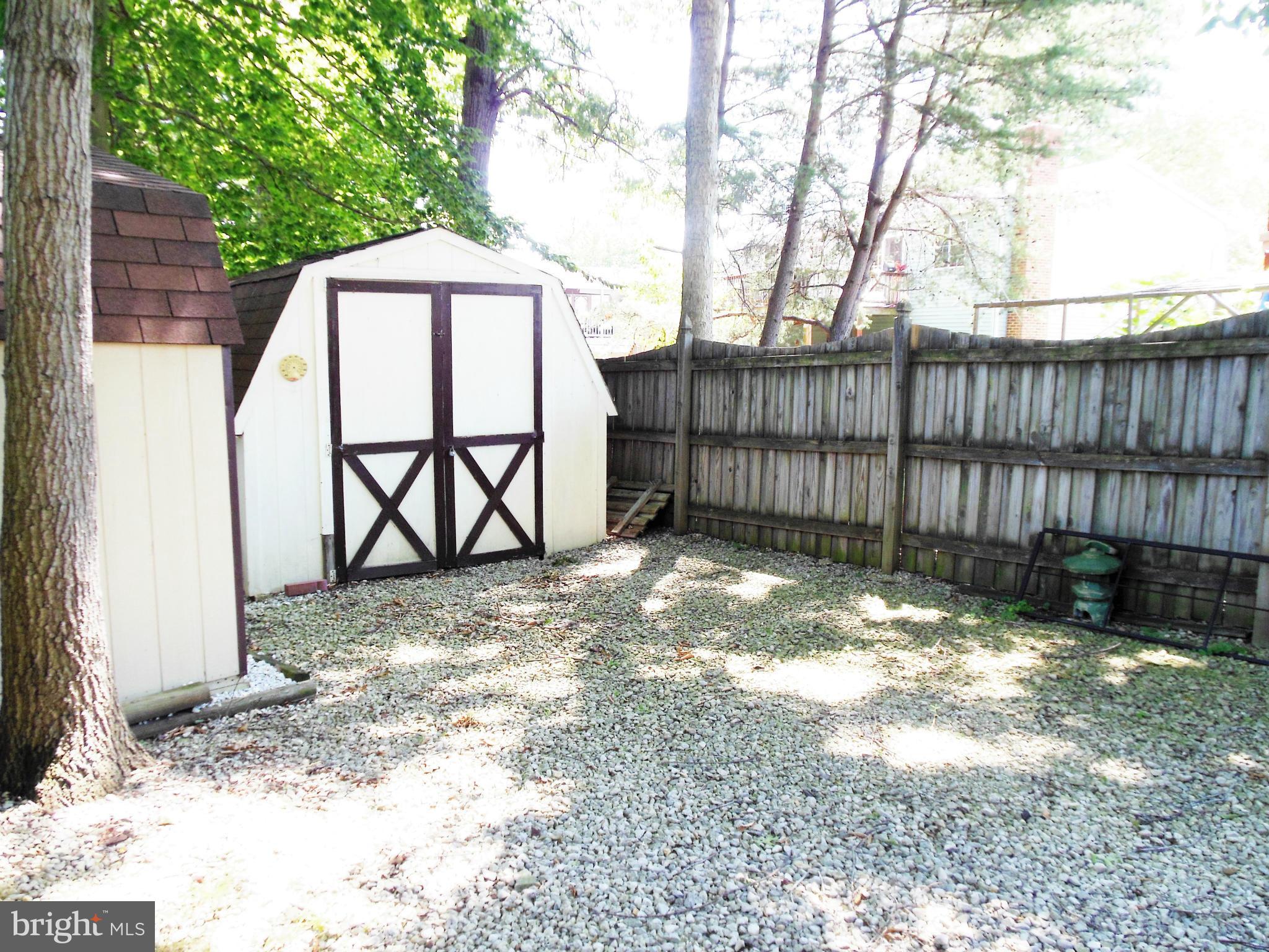 8611 Cottington Road Baltimore, MD 21236 - Photo 26 of 30 Exterior (Rear)