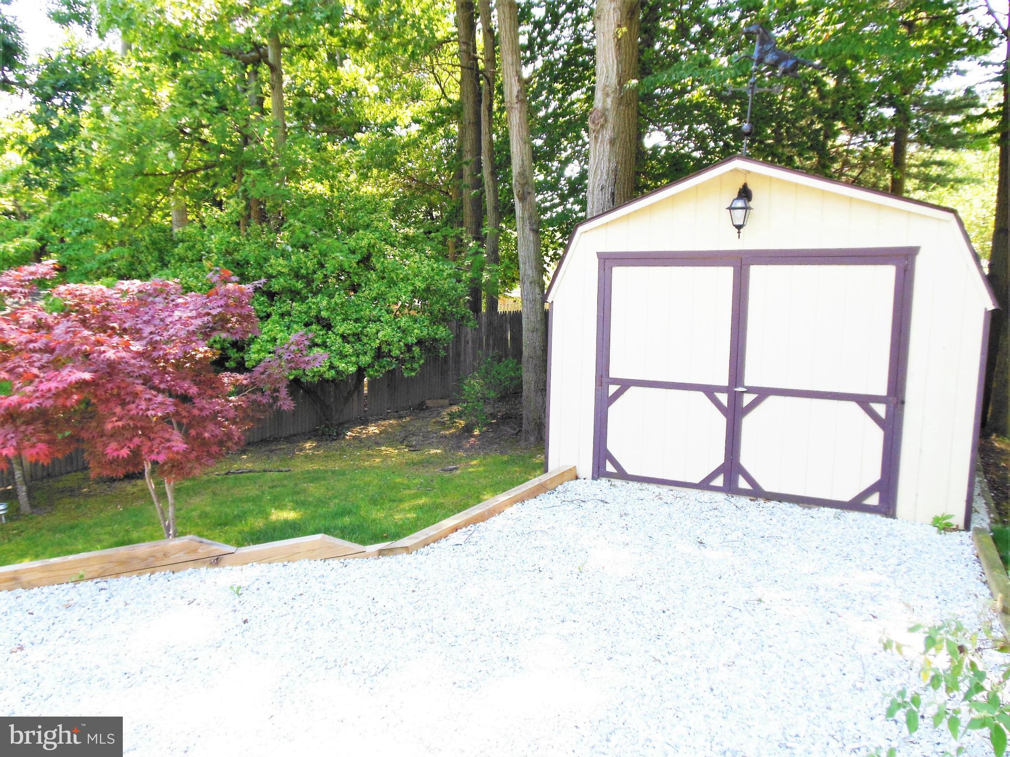 8611 Cottington Road Baltimore, MD 21236 - Photo 28 of 30 Exterior (Rear)