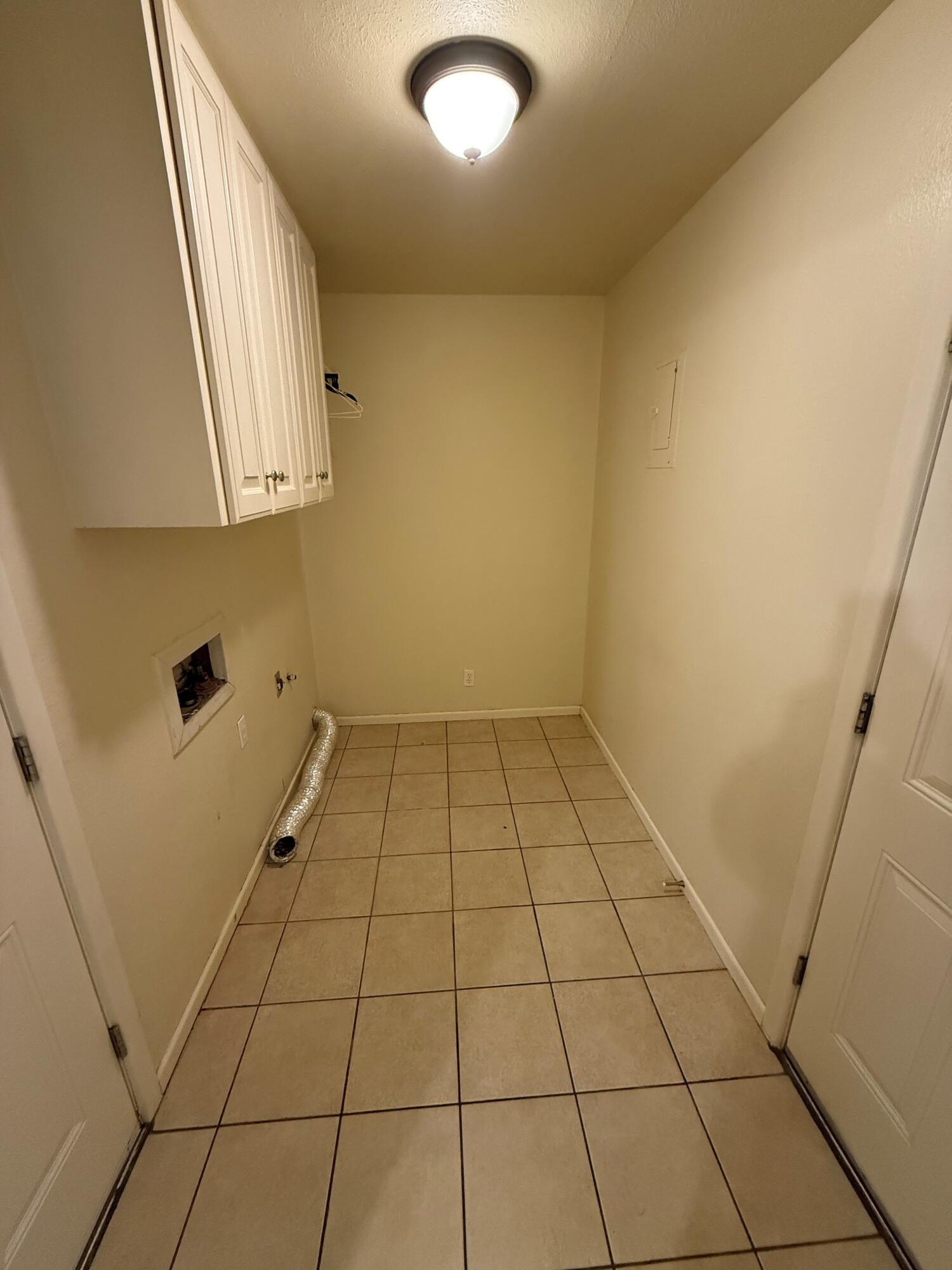 5420 42nd Street Lubbock, TX 79414 - Photo 8 of 8 a view of an empty room