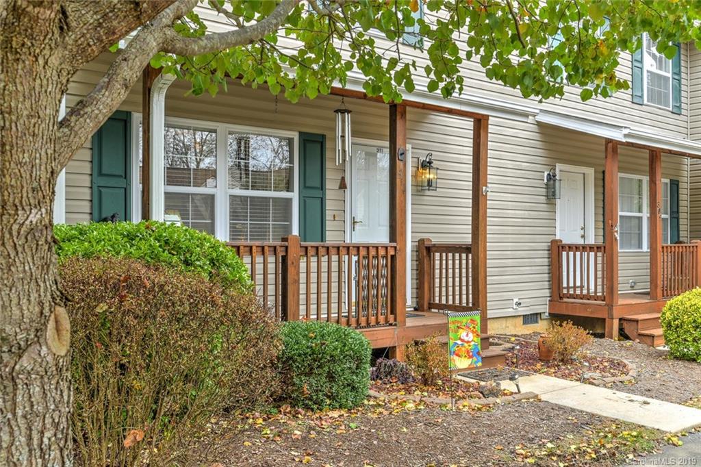 311 Tanbridge Road Swannanoa, NC 28778 - Photo 3 of 31 Gallery Image 3