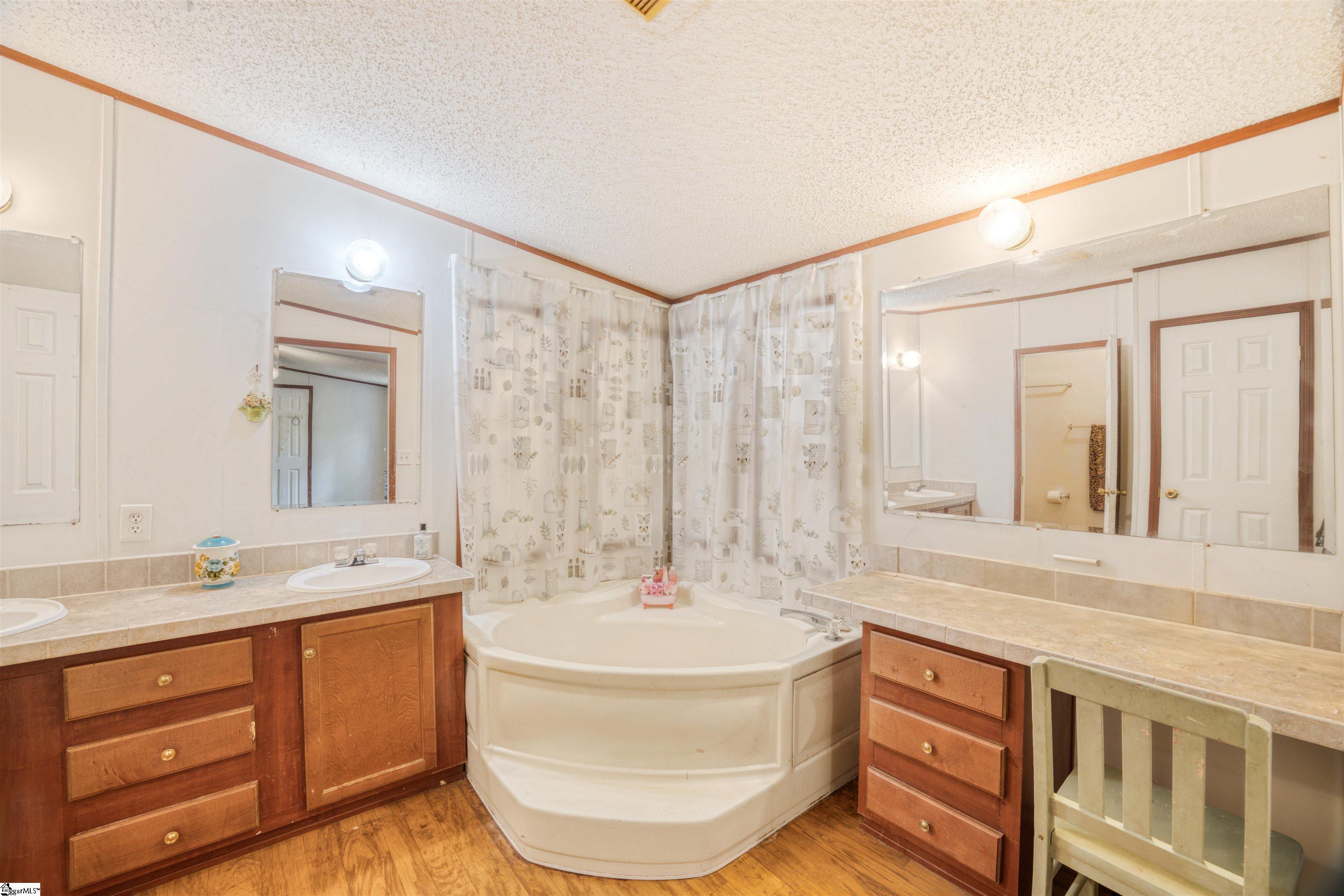 189 Farmers Hill Road Liberty, SC 29657 - Photo 18 of 31