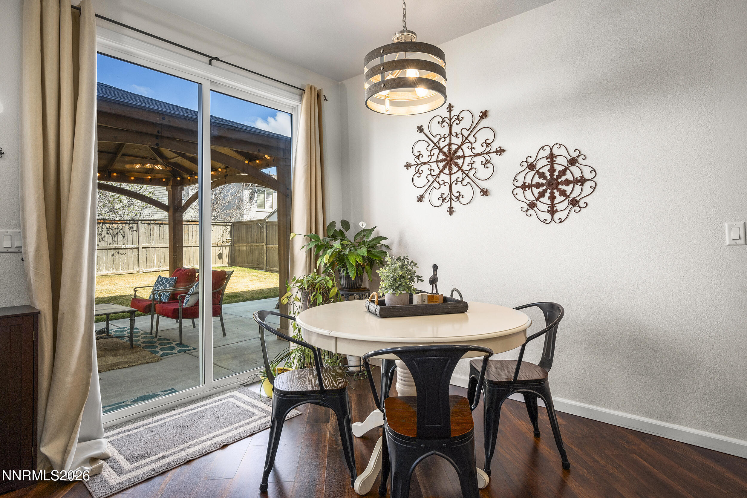 421 Alysheba Court Reno, NV 89521 - Photo 7 of 42 13-print-A7400474