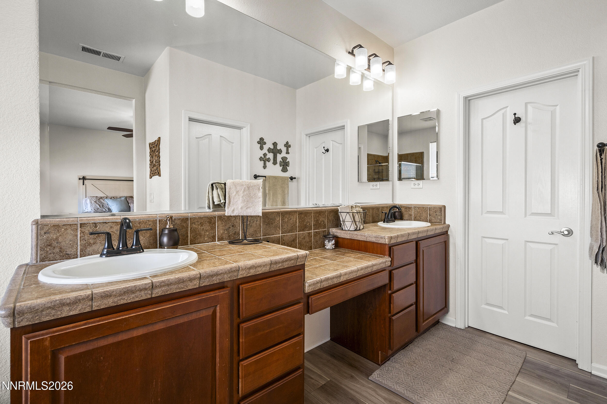 421 Alysheba Court Reno, NV 89521 - Photo 10 of 42 21-print-A7400390