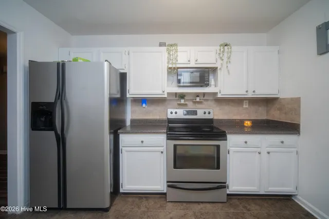 $245,000 | 247 Pollard Drive, Jacksonville, NC 28540