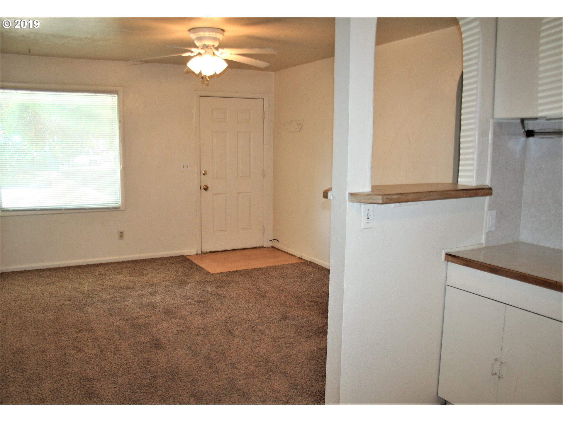 485 54th Street Springfield, OR 97478 - Photo 4 of 19