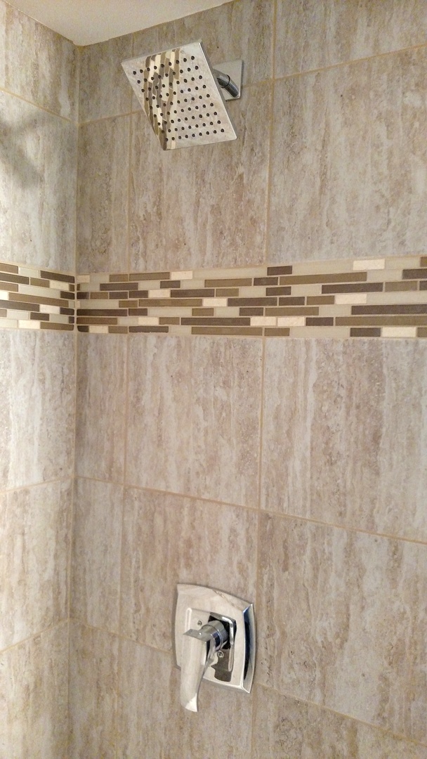 103 Crabtree Road East Dundee, IL 60118 - Photo 24 of 50 a close view of a sink