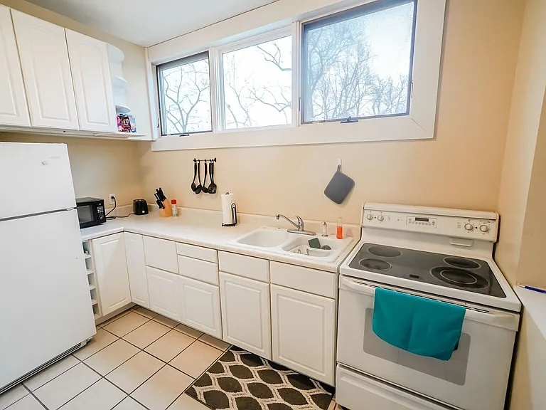 802 East Grove Street Bloomington, IL 61701 - Photo 36 of 39