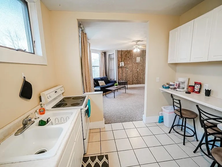 802 East Grove Street Bloomington, IL 61701 - Photo 37 of 39