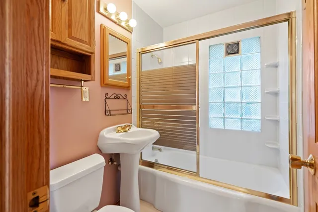 $595,000 | 5810 North Green Bay Avenue, Glendale, WI 53209