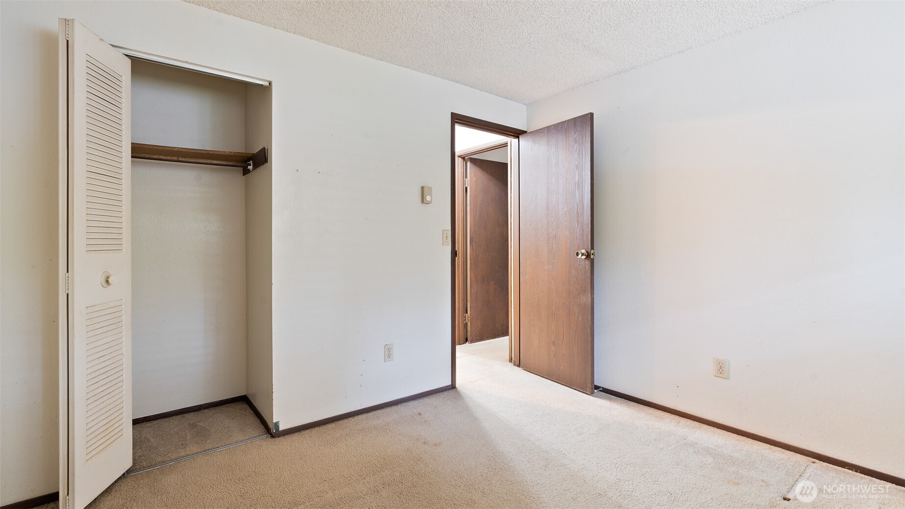 4601 Southwest 320th Street, Unit L6 Federal Way, WA 98023 - Photo 11 of 22 a view of an empty room
