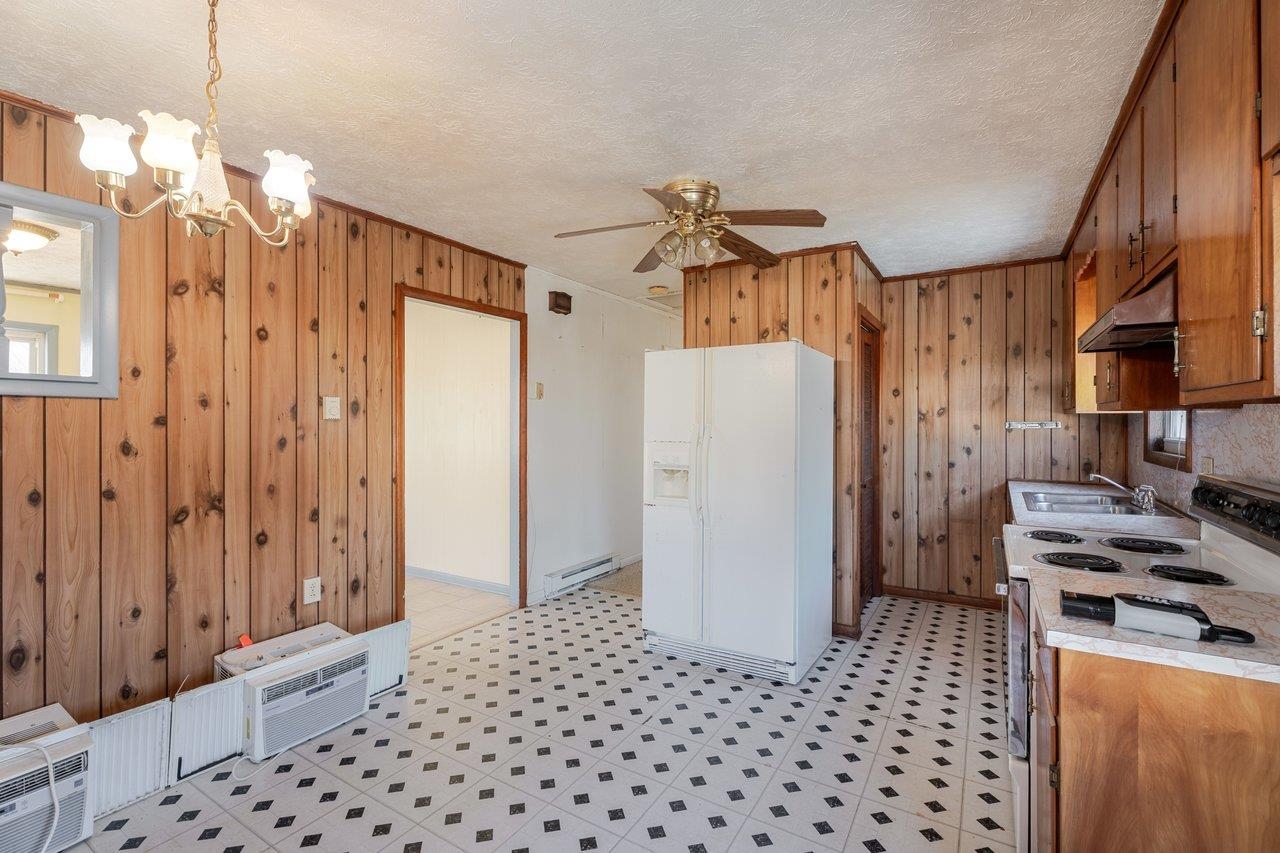 817 10th Street Shenandoah, VA 22849 - Photo 14 of 35