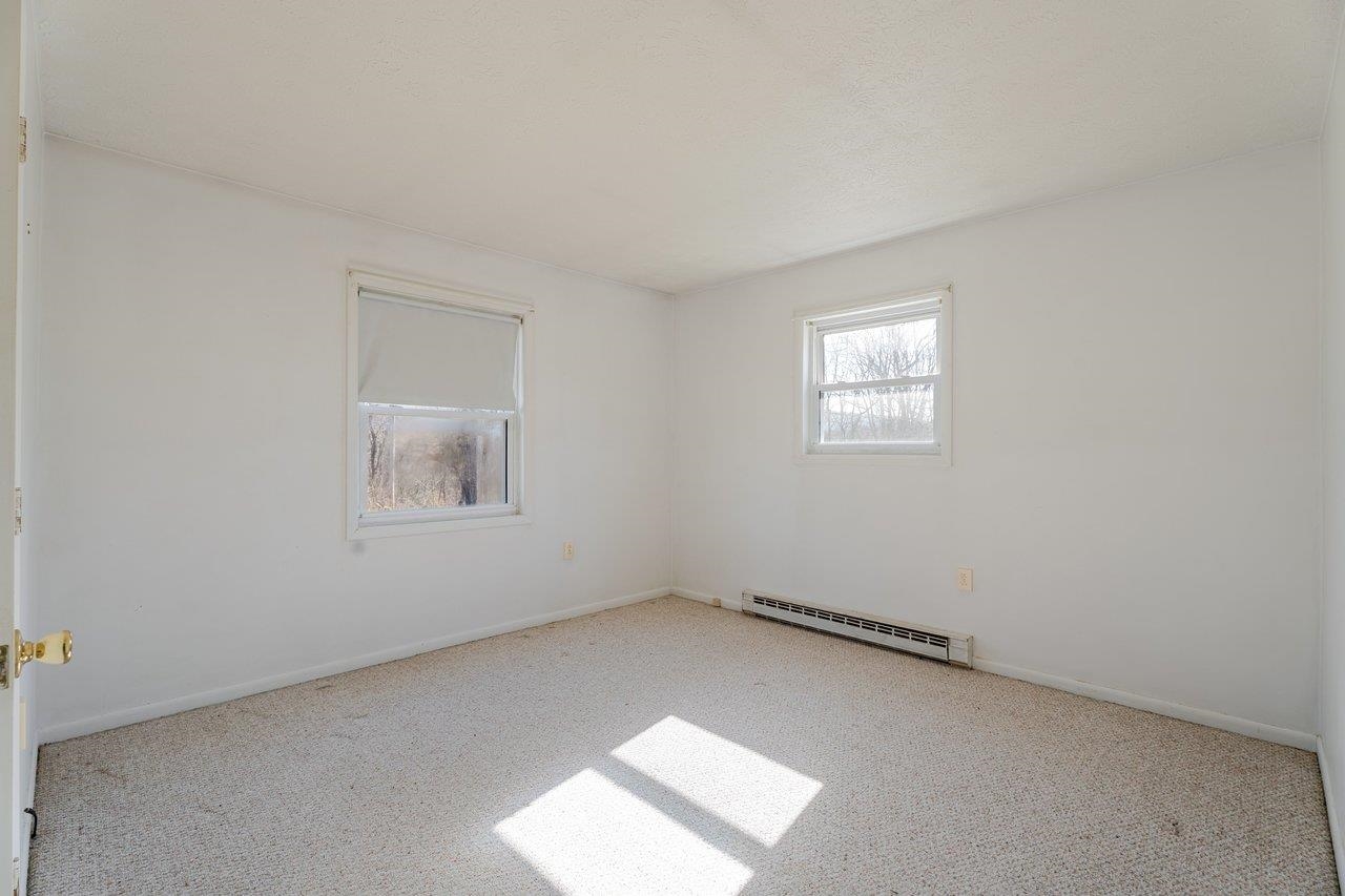 817 10th Street Shenandoah, VA 22849 - Photo 17 of 35
