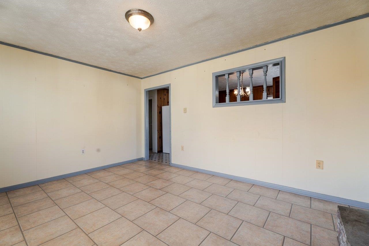 817 10th Street Shenandoah, VA 22849 - Photo 8 of 35