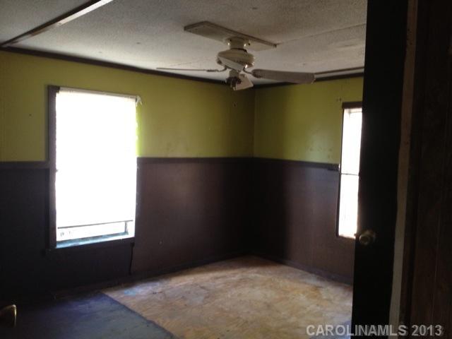 3172 Loop Road Lincolnton, NC 28092 - Photo 5 of 6 Gallery Image 5