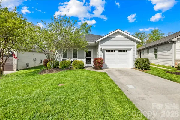 $399,900 | 264 Flat Rock Drive, Denver, NC 28037