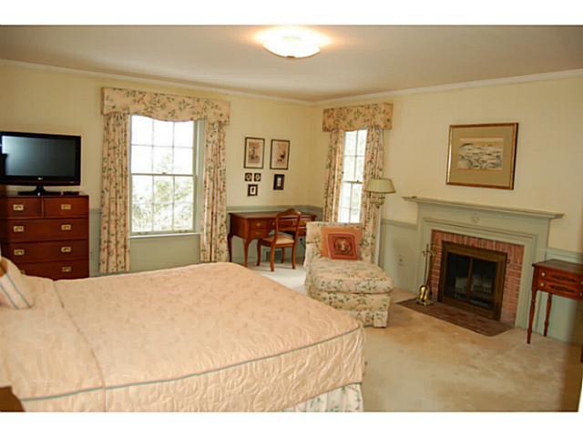 247 Preston Road Columbus, OH 43209 - Photo 14 of 24