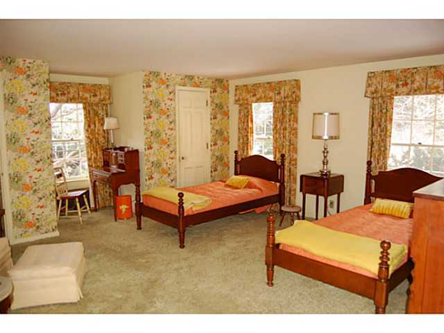 247 Preston Road Columbus, OH 43209 - Photo 20 of 24