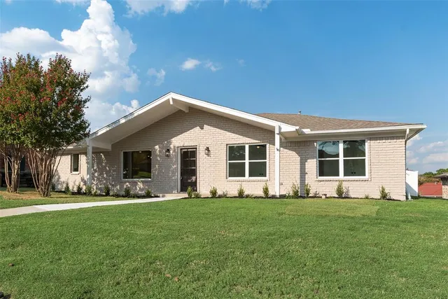 $2,950 | 1632 Merrimac Trail, Garland, TX 75043