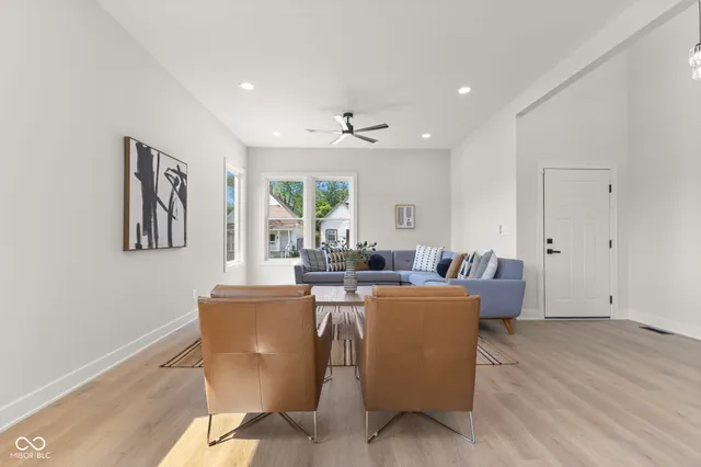 $2,850 | 1405 Deloss Street, Indianapolis, IN 46203