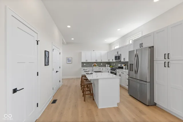 $2,850 | 1405 Deloss Street, Indianapolis, IN 46203