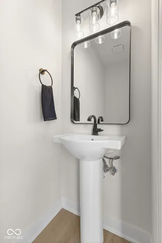 $2,850 | 1405 Deloss Street, Indianapolis, IN 46203