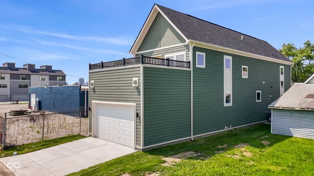 $2,850 | 1405 Deloss Street, Indianapolis, IN 46203