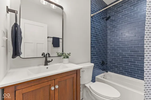 $2,850 | 1405 Deloss Street, Indianapolis, IN 46203