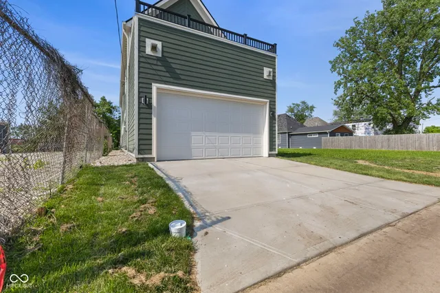 $2,850 | 1405 Deloss Street, Indianapolis, IN 46203