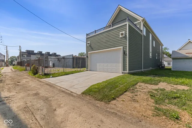 $2,850 | 1405 Deloss Street, Indianapolis, IN 46203