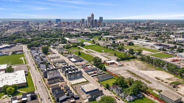 $2,850 | 1405 Deloss Street, Indianapolis, IN 46203