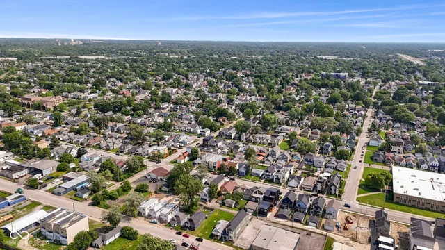 $2,850 | 1405 Deloss Street, Indianapolis, IN 46203